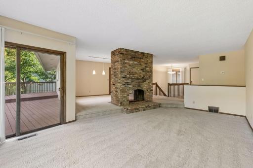 2716 Isle Royale Court, Burnsville, MN 55337