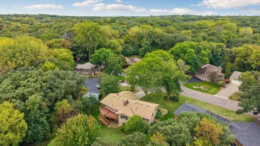 2716 Isle Royale Court, Burnsville, MN 55337