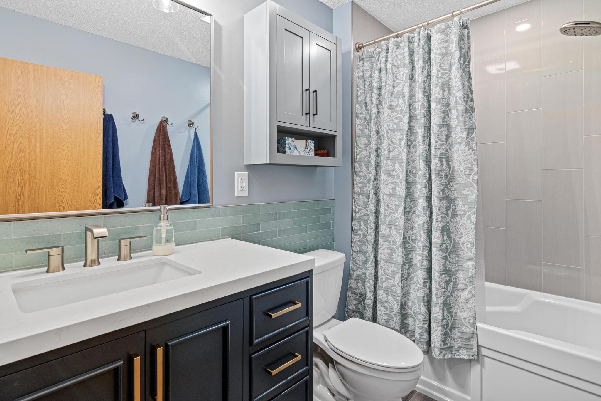 726 Camberwell Dr-28.jpg