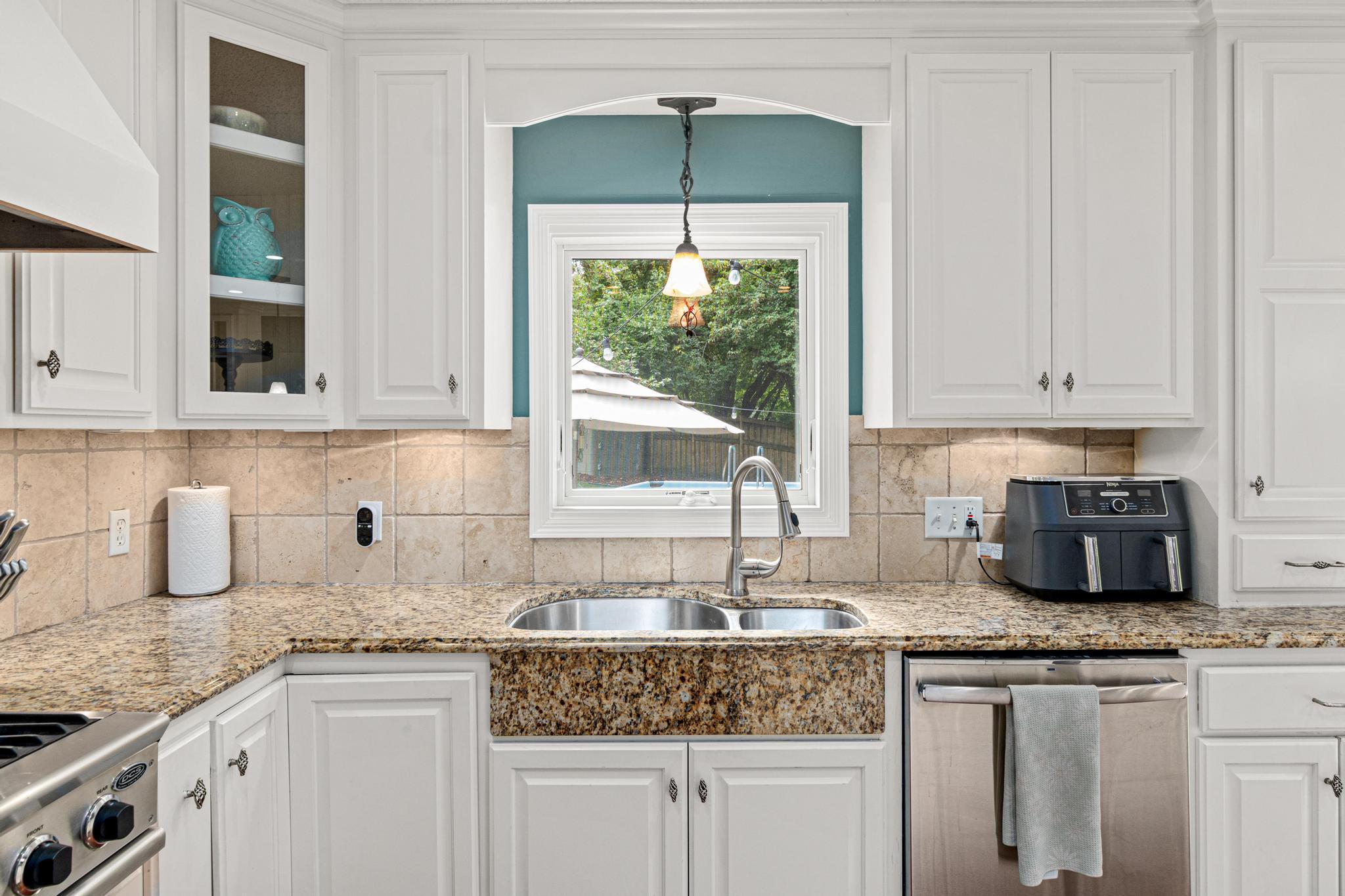 726 Camberwell Dr-10.jpg