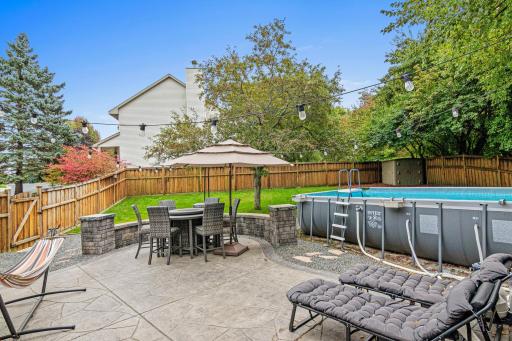726 Camberwell Drive, Eagan, MN 55123