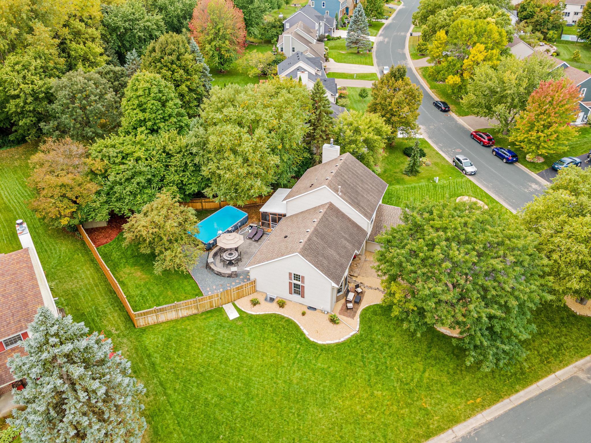 726 Camberwell Dr-42.jpg