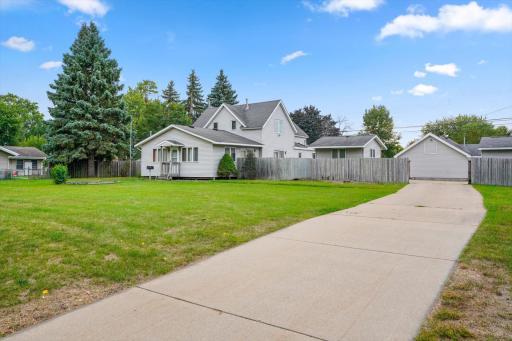 8428 Portland Avenue S, Bloomington, MN 55420