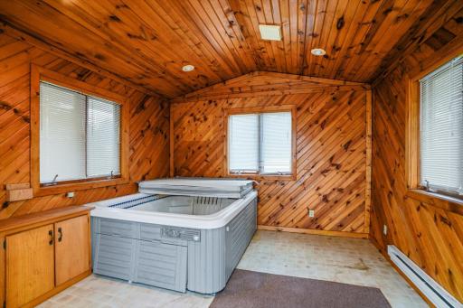 8428 Portland Avenue S, Bloomington, MN 55420