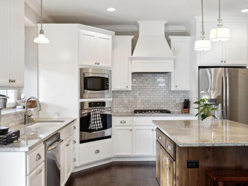 5209 W 48th Street, Minneapolis, MN 55436