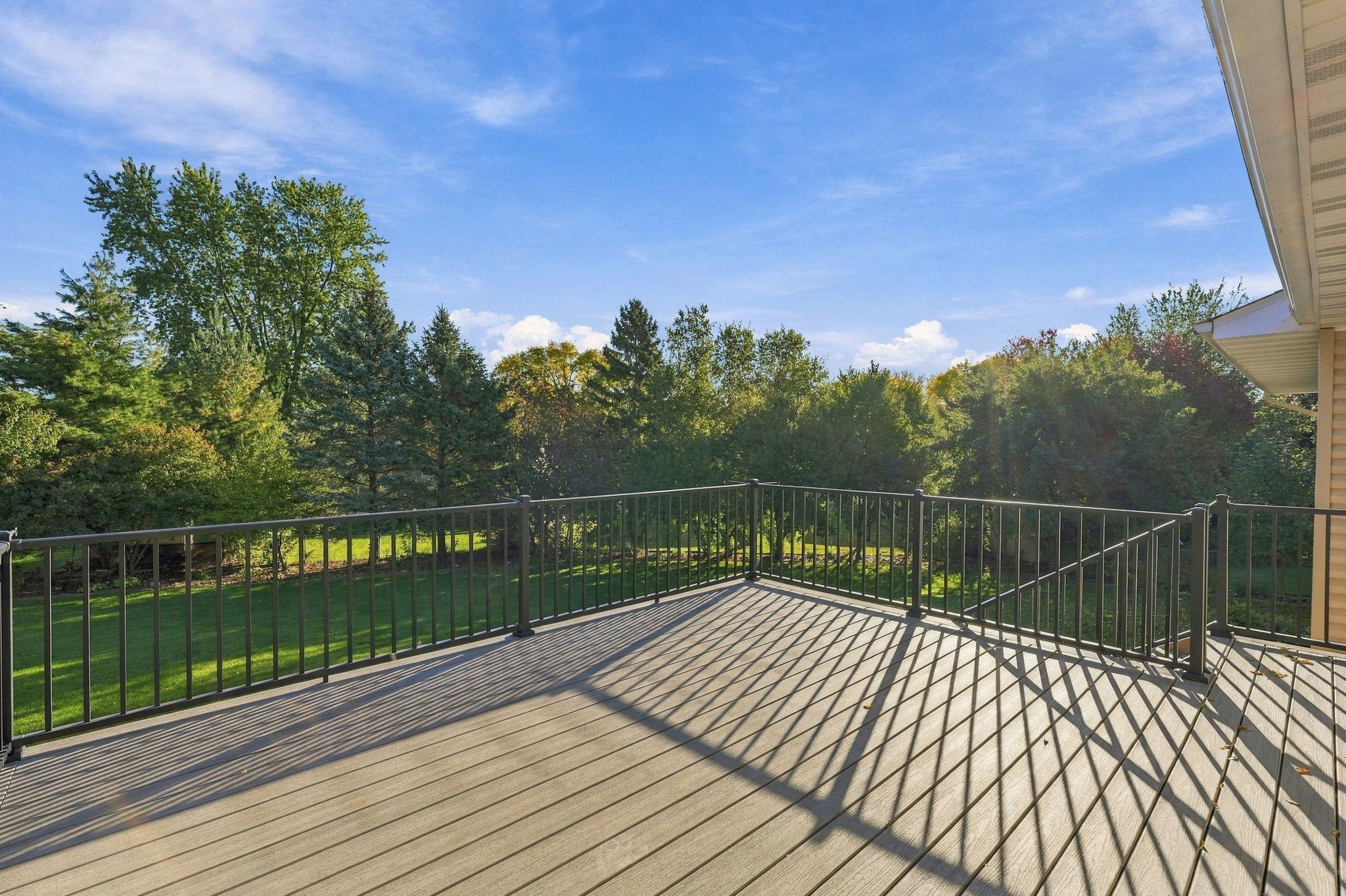 21-web-or-mls-21-7661 Homestead Ct S_.jpg
