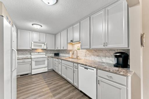 Kitchen Updated-New Cabinets and Granite Countertops