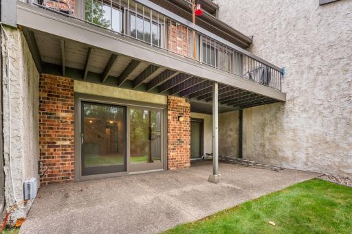 6121 Blake Ridge Road, Edina, MN 55436
