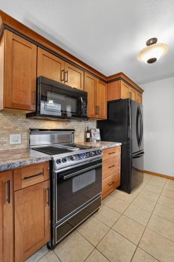 1802 26th Street NW, Rochester, MN 55901