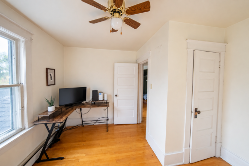 517 3rd Street NW, Chisholm, MN 55719