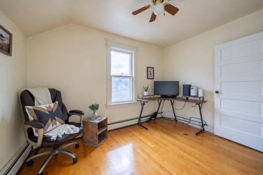 517 3rd Street NW, Chisholm, MN 55719