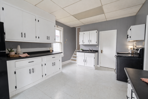 517 3rd Street NW, Chisholm, MN 55719