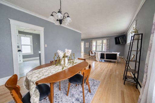 517 3rd Street NW, Chisholm, MN 55719