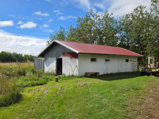 Barn4.jpg