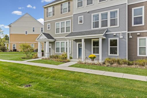 649 Satori Way, Chaska, MN 55318