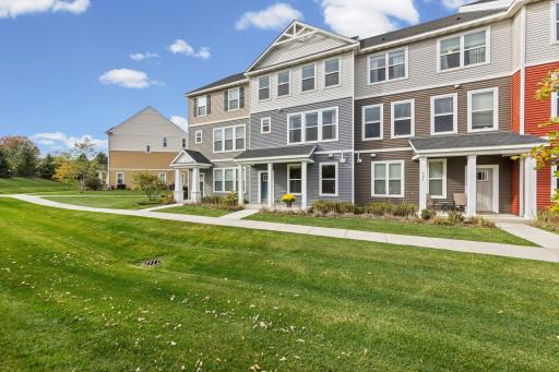 649 Satori Way, Chaska, MN 55318
