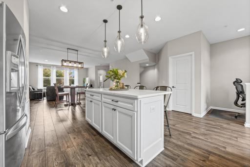 649 Satori Way, Chaska, MN 55318