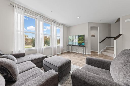 649 Satori Way, Chaska, MN 55318