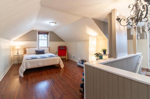 Measuring 25 feet in length and over 11 feet in width, there's great potential in this upper level.