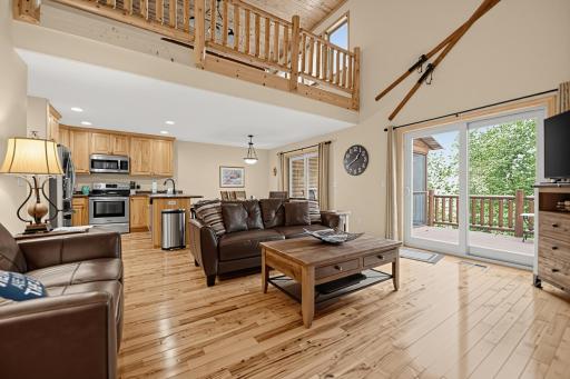 16_6336_Wilderness_Rd-Living_room-7529.jpg