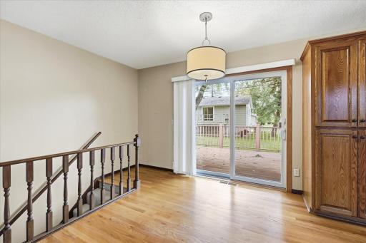 Dining area that is very inviting to your guests!