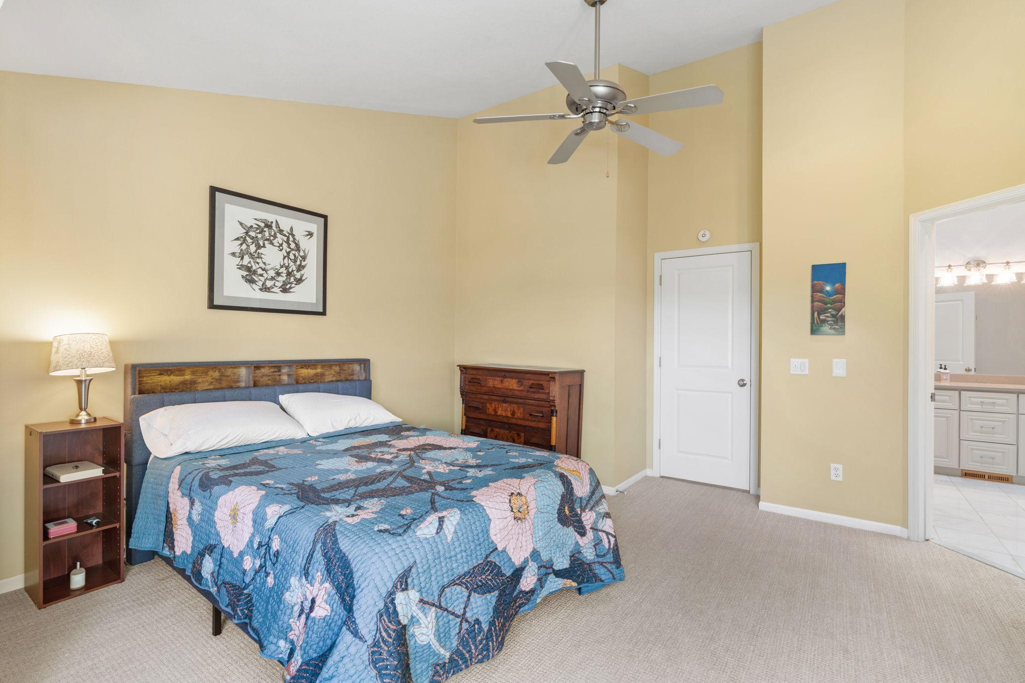 29-web-or-mls-5428 Rowland Park Rd-29.jpg