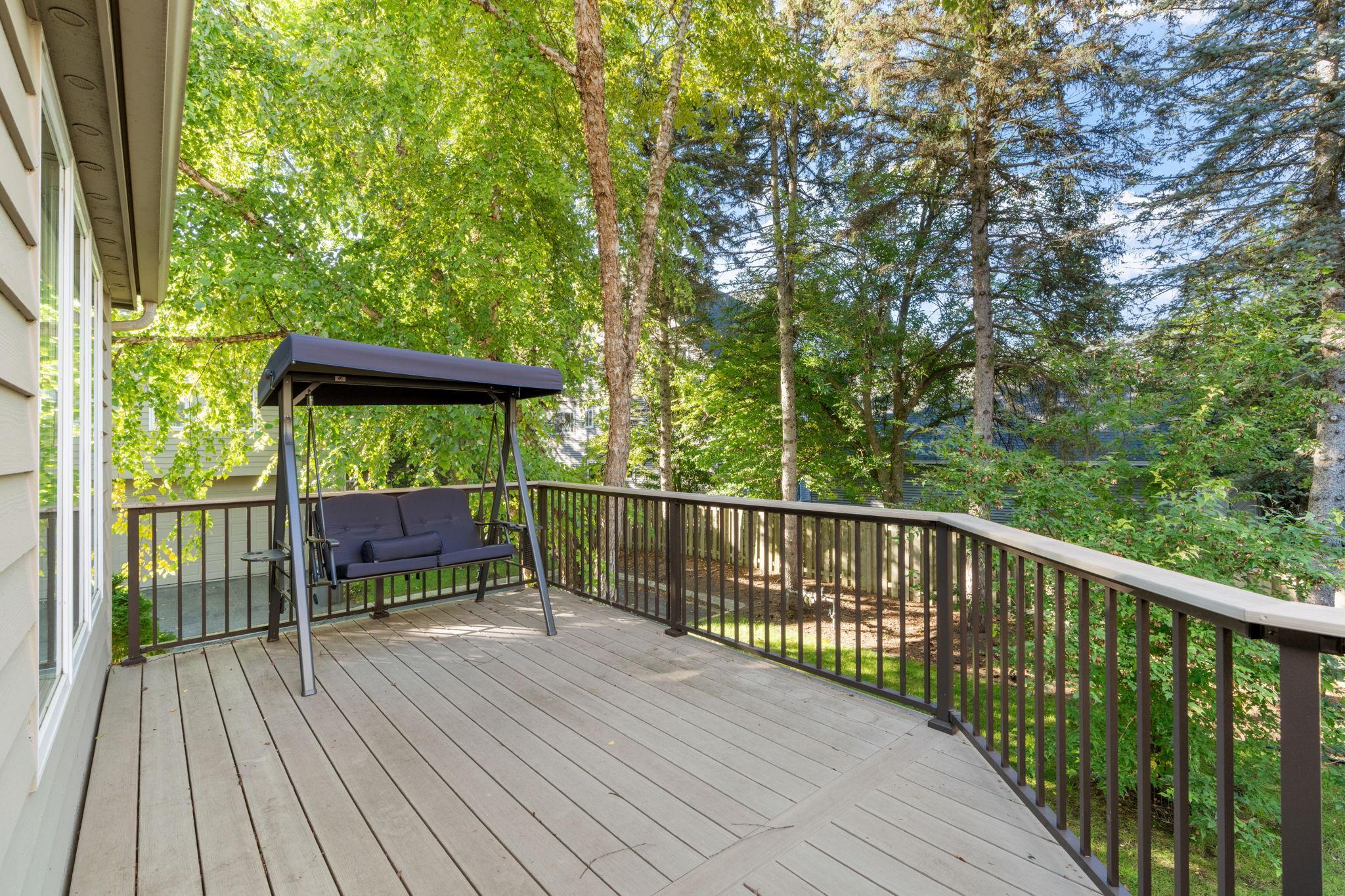 7-web-or-mls-5428 Rowland Park Rd-7.jpg