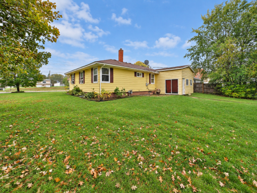 821 3rd Avenue NE, Staples, MN 56479