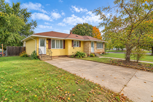 821 3rd Avenue NE, Staples, MN 56479