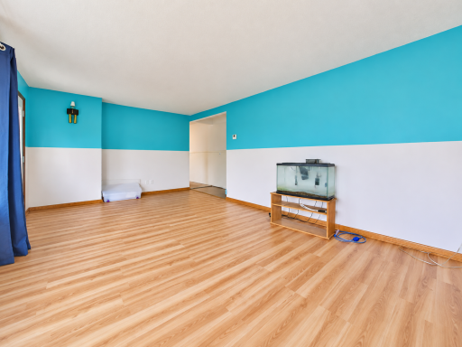 821 3rd Avenue NE, Staples, MN 56479