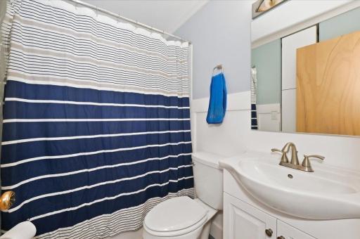 1614 Linzie Road, Duluth, MN 55811