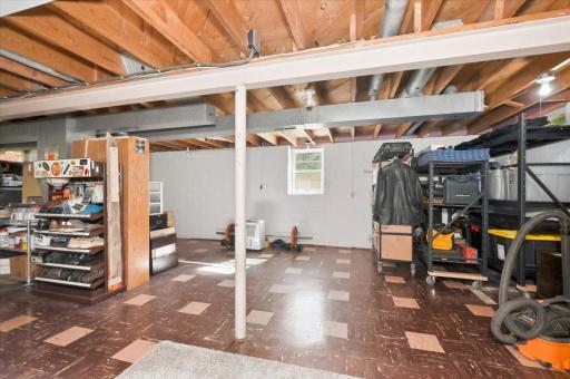 1614 Linzie Road, Duluth, MN 55811