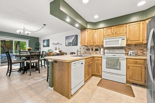 787 Royal Oaks Drive N, Fargo, ND 58102