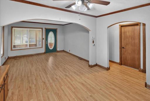 317 6th Avenue S, South Saint Paul, MN 55075