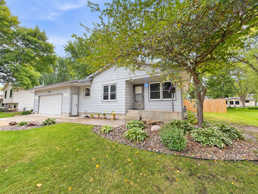 408 17th Avenue NE, Waseca, MN 56093