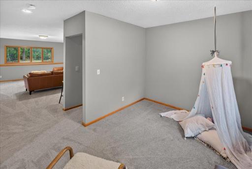 4926 Shady Lane, North Branch, MN 55056