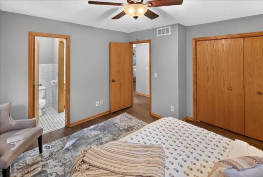 4926 Shady Lane, North Branch, MN 55056