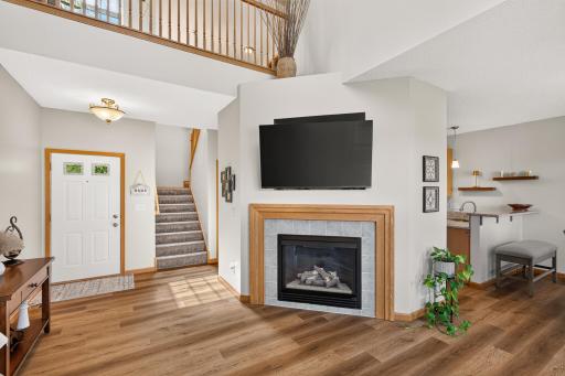 Winter is coming! Cozy gas fireplace is sure to warm those chilly MN nights.