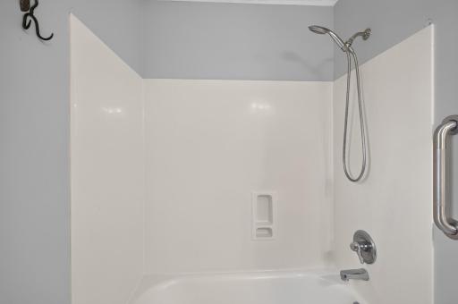19851 Executive Path, Farmington, MN 55024