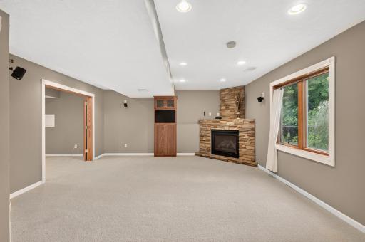 19851 Executive Path, Farmington, MN 55024