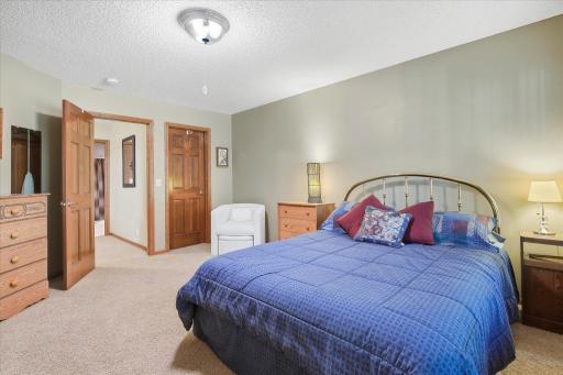 7141 Ballard Trail, Inver Grove Heights, MN 55077