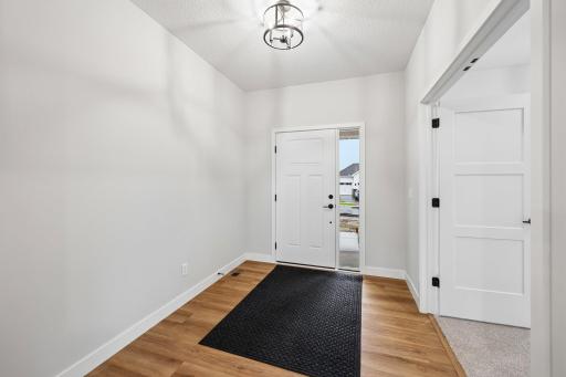 1-web-or-mls-Greywood Blvd SW-S1909-001.jpg