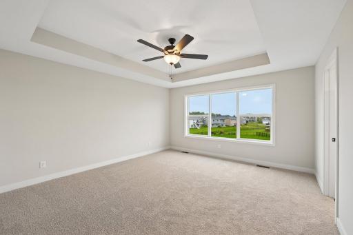 37-web-or-mls-Greywood Blvd SW-S1909-037.jpg