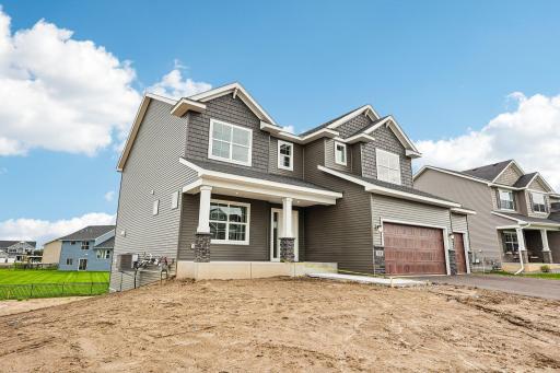 3-web-or-mls-Greywood Blvd SW-S2209-003.jpg