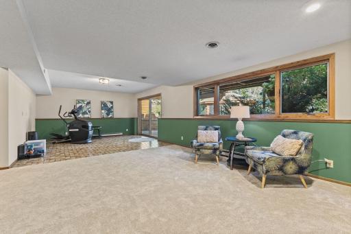 1615 Laurel Ave Lower Level Family room and flex space