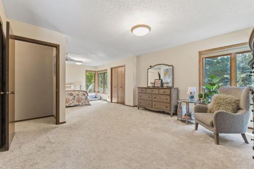 1615 Laurel Avenue, Hudson, WI 54016