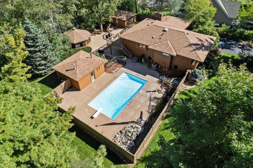 1615 Laurel Ave Resort Oasis in your own backyard