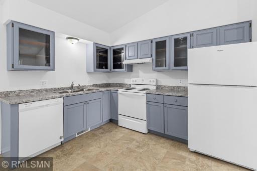 453 Hunter Hill Road, Hudson, WI 54016
