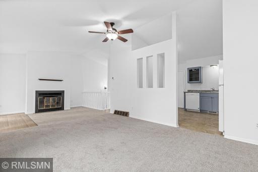453 Hunter Hill Road, Hudson, WI 54016