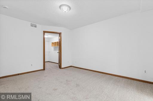 453 Hunter Hill Road, Hudson, WI 54016
